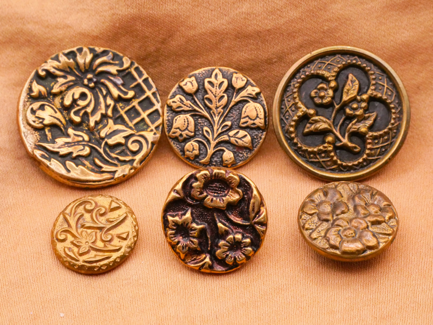 Flowers Floral Bronze Victorian Metal Button Various 14-24mm