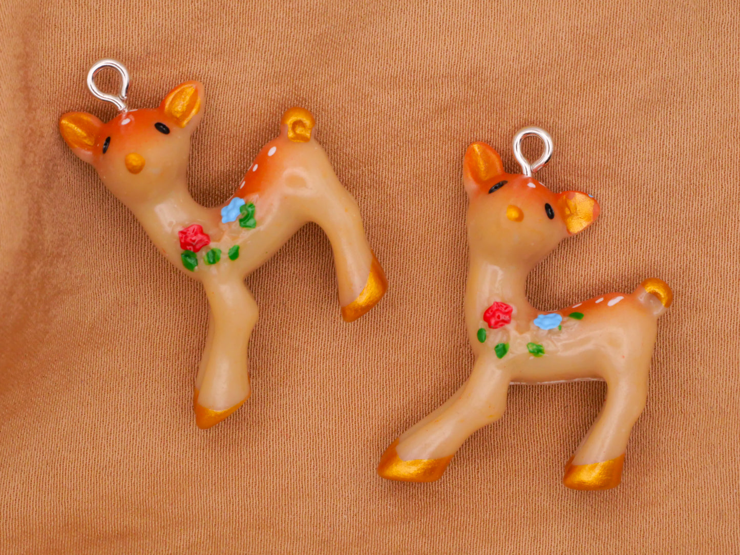 Deer Fawn Flowers Plastic Pair of Charms Embellishments 21x34mm