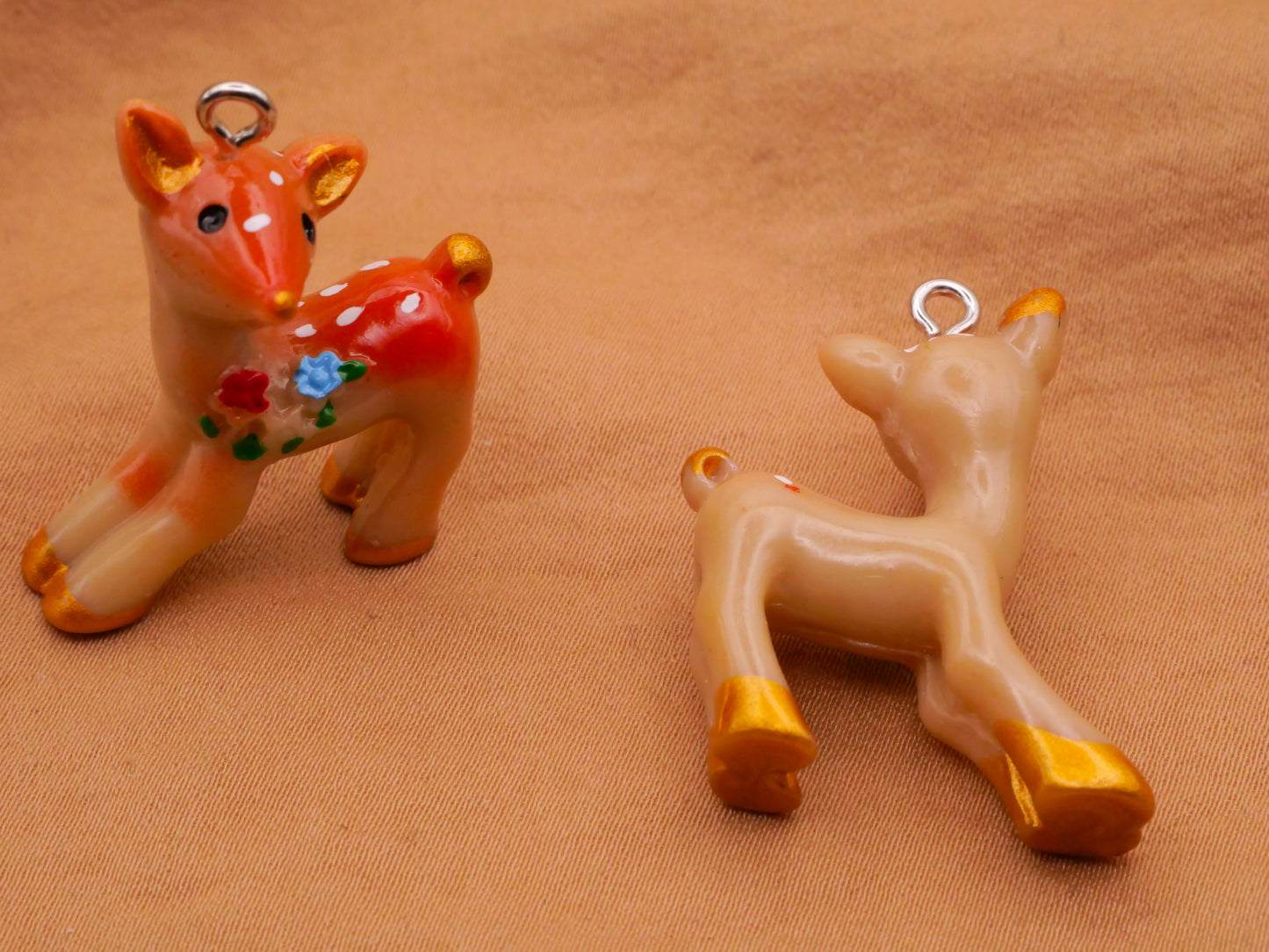 Deer Fawn Flowers Plastic Pair of Charms Embellishments 21x34mm