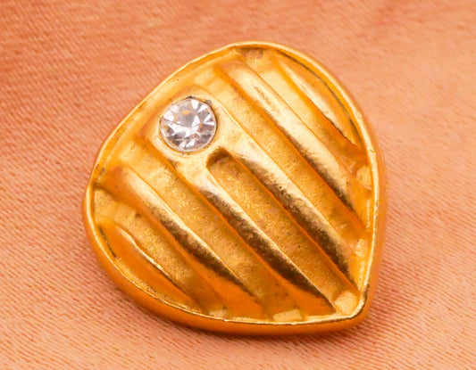Shield Vintage Rhinestone Ribbed Gold Metal Button 15x16mm