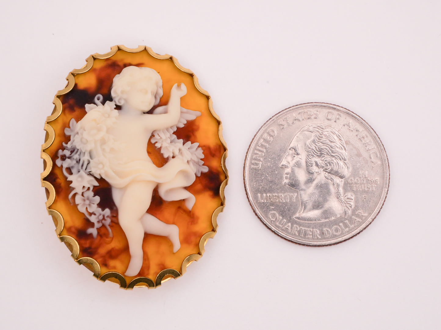 Cherub Angel Flowers Ribbon Tortoiseshell Ivory Look Resin Metal Button 31x41mm