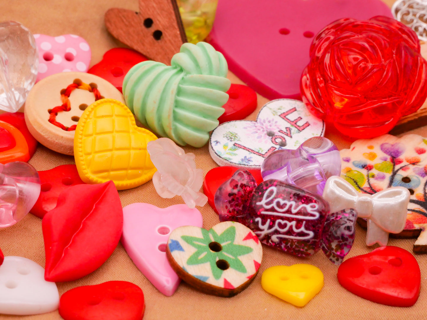 Valentine Heart Grab Bag Plastic Wood Assorted Set of Fifty Plus Buttons 9-31mm