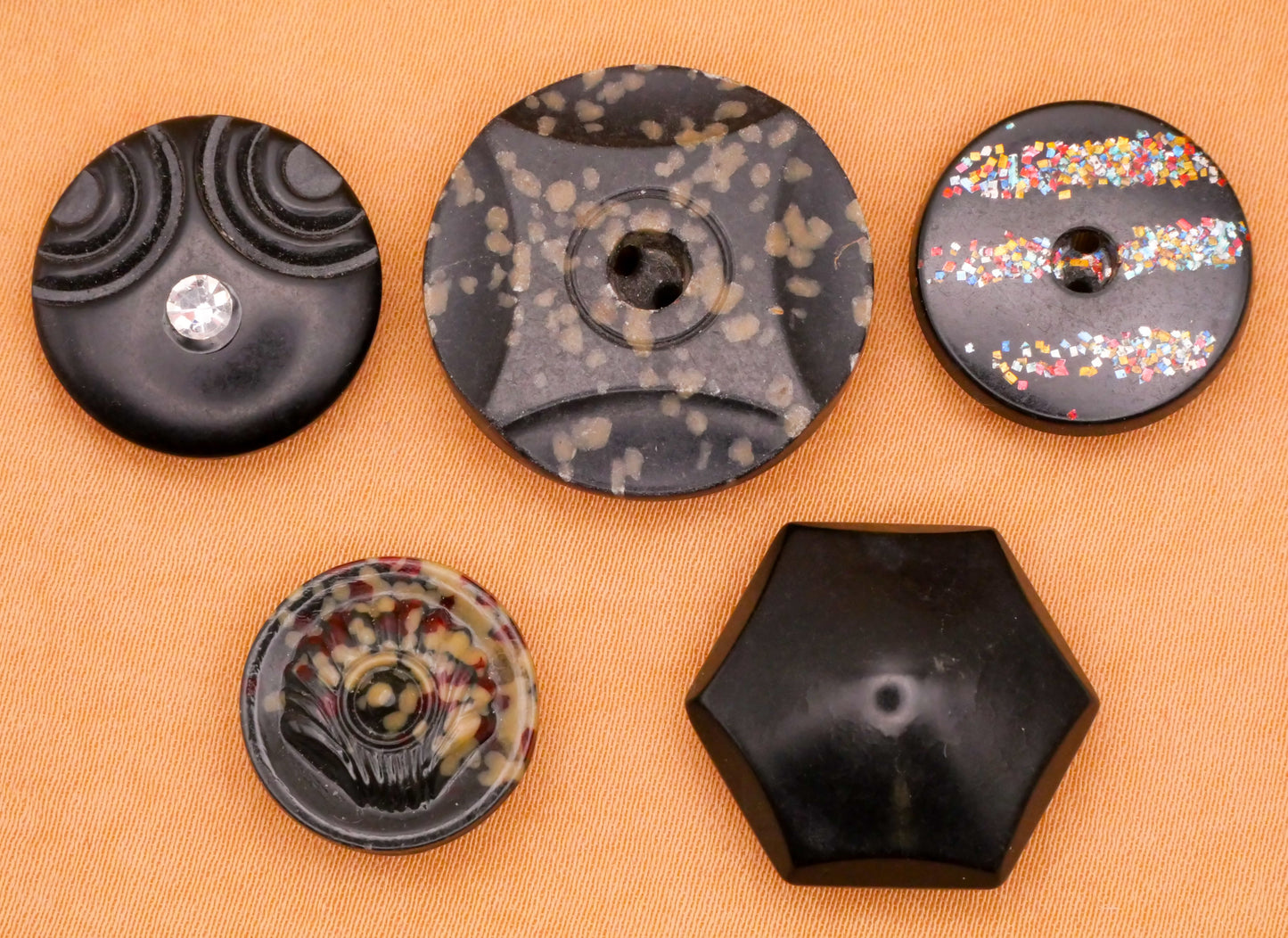 Composition Black Plastic Rubber Button Various 15-23mm