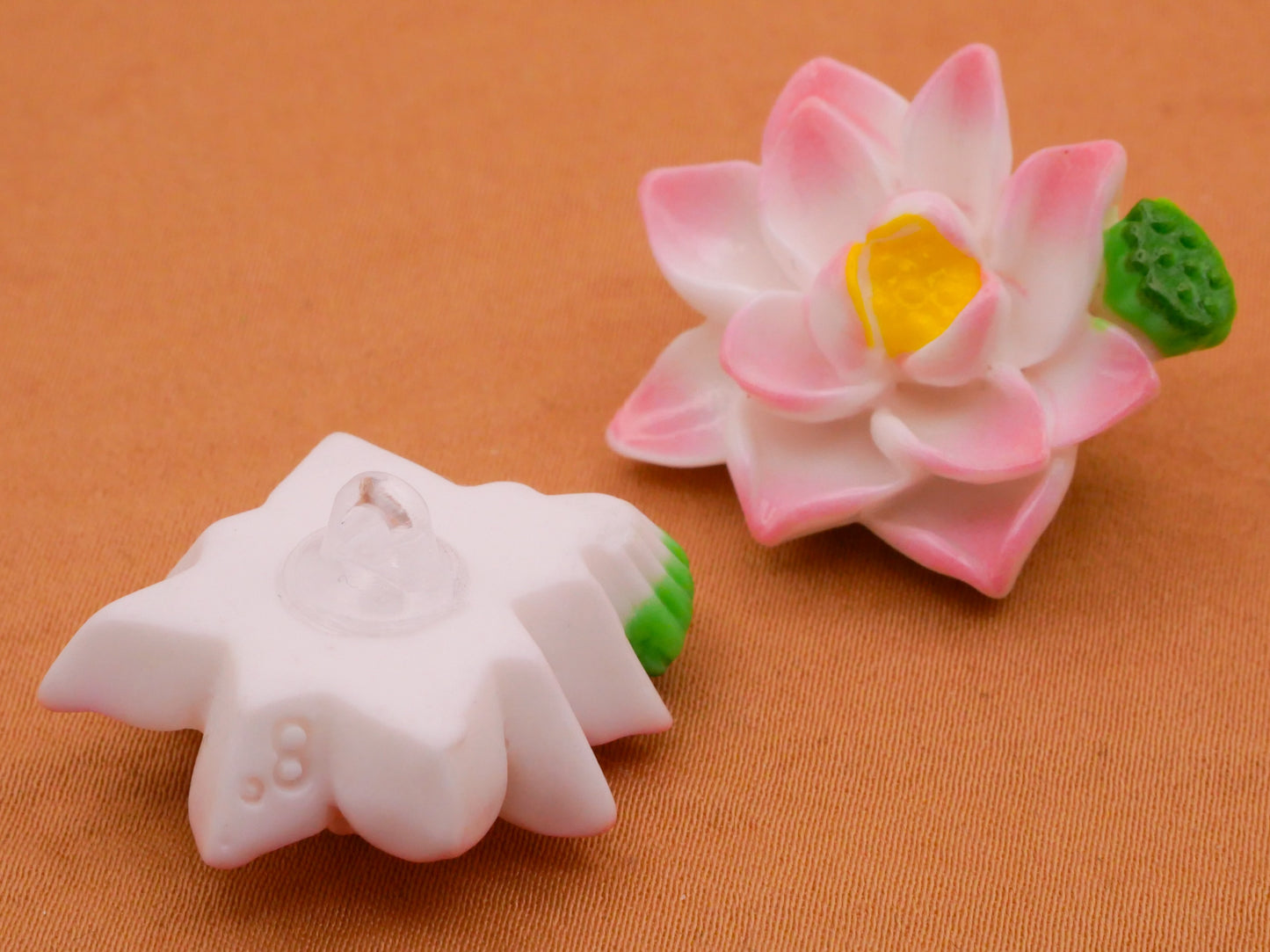 Lotus Flower Seed Pod Plastic Pair of Buttons 24x28mm