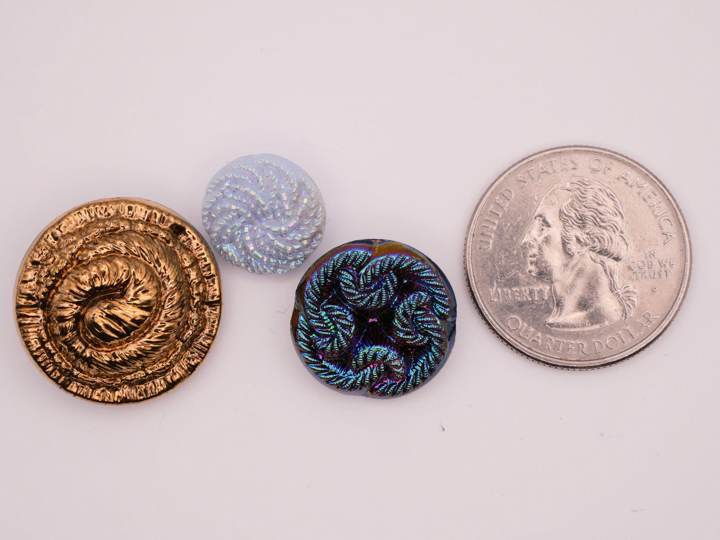 Rope Texture Look Vintage Glass Metallic Iridescent Button Various 13-22mm