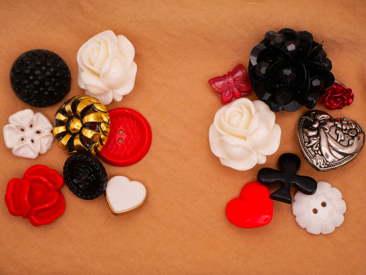 Rose Heart Vintage New Set of Eight Buttons Various 11-31mm