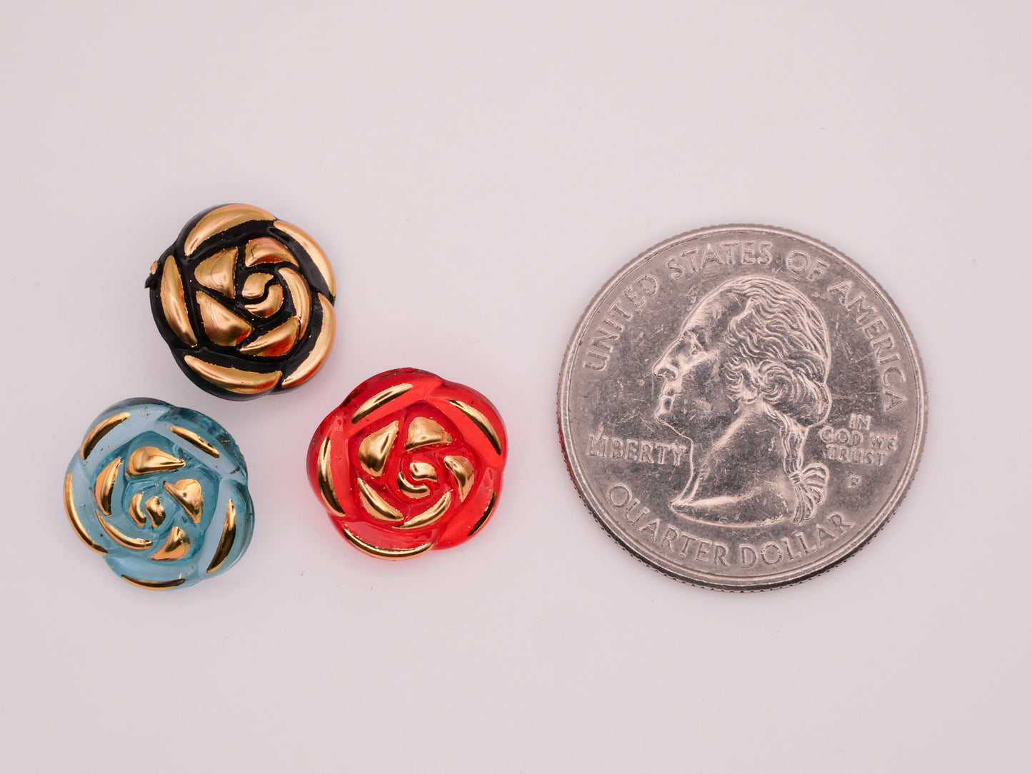 Rose Colorful Gold Edge Plastic Set of Ten Buttons 13mm