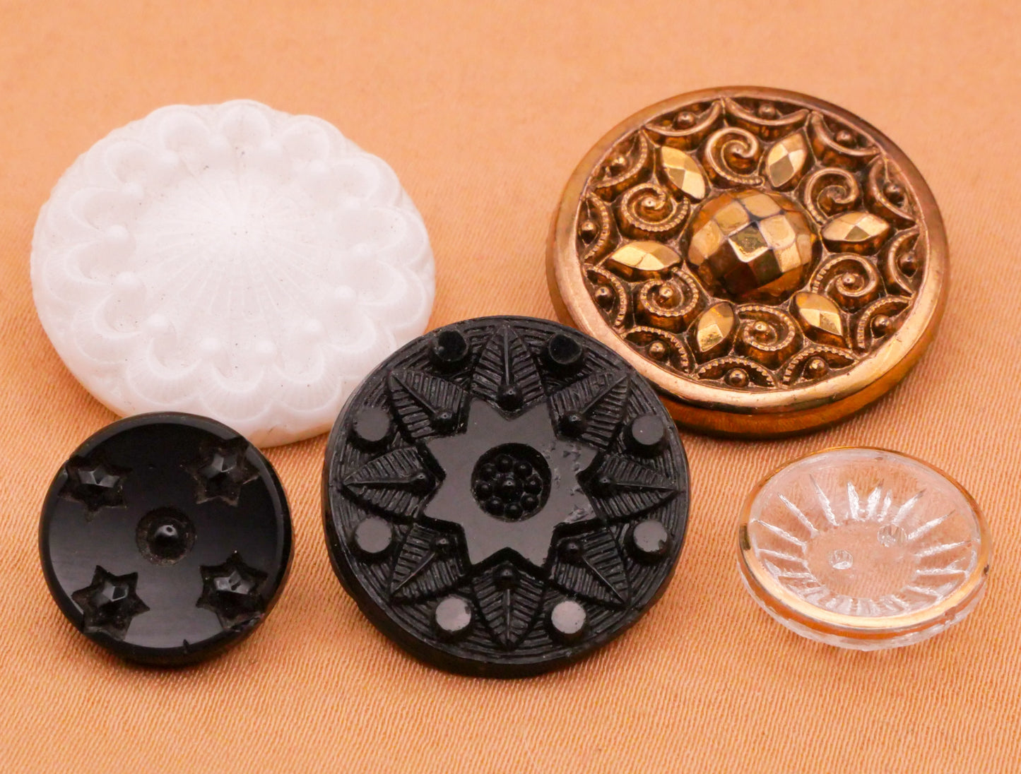 Sunburst Star Flower Design Vintage Glass Button Various 14-23mm