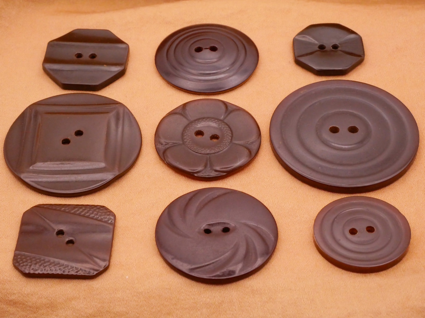 Chocolate Brown Bakelite Early Plastic Button Various 19-37mm