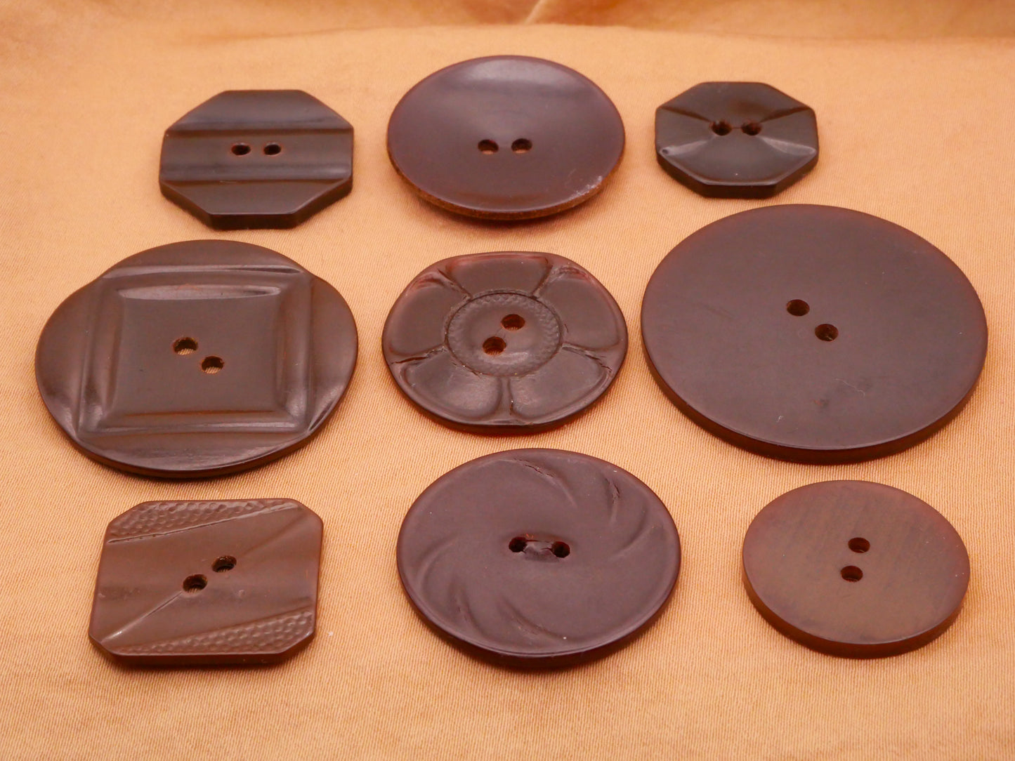 Chocolate Brown Bakelite Early Plastic Button Various 19-37mm