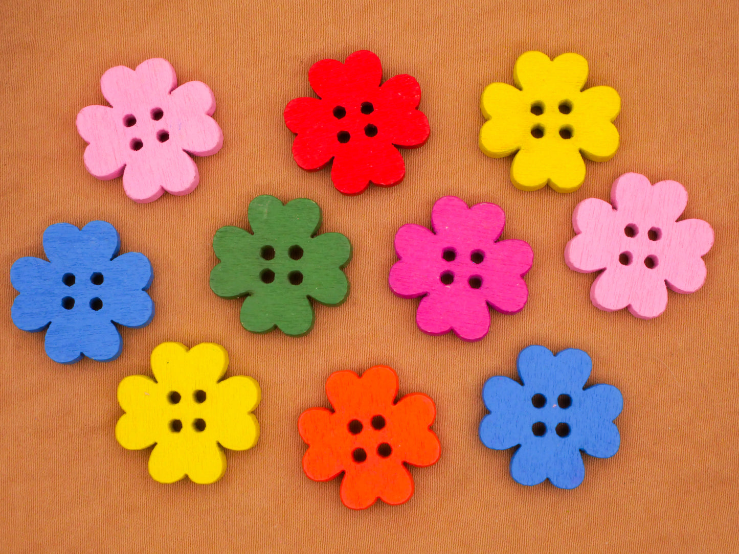 Clover Shamrock Colorful Wood Set of Ten Buttons 20mm