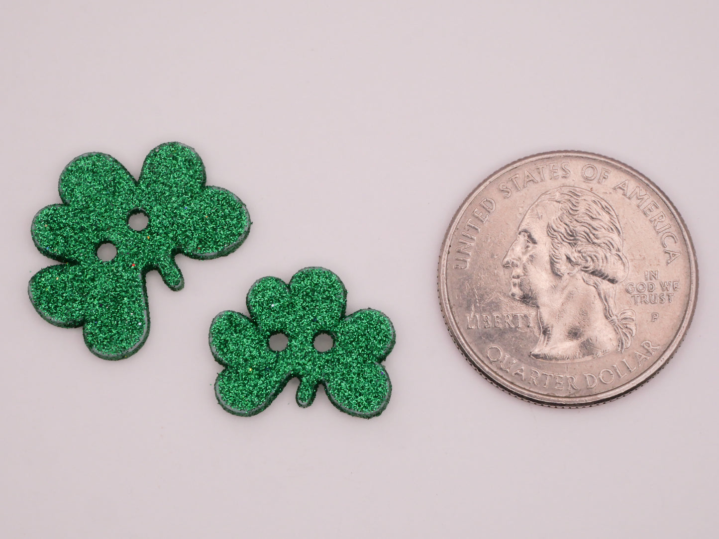 Shamrock Clover Green Glitter Plastic Set of Ten Buttons 14-21mm