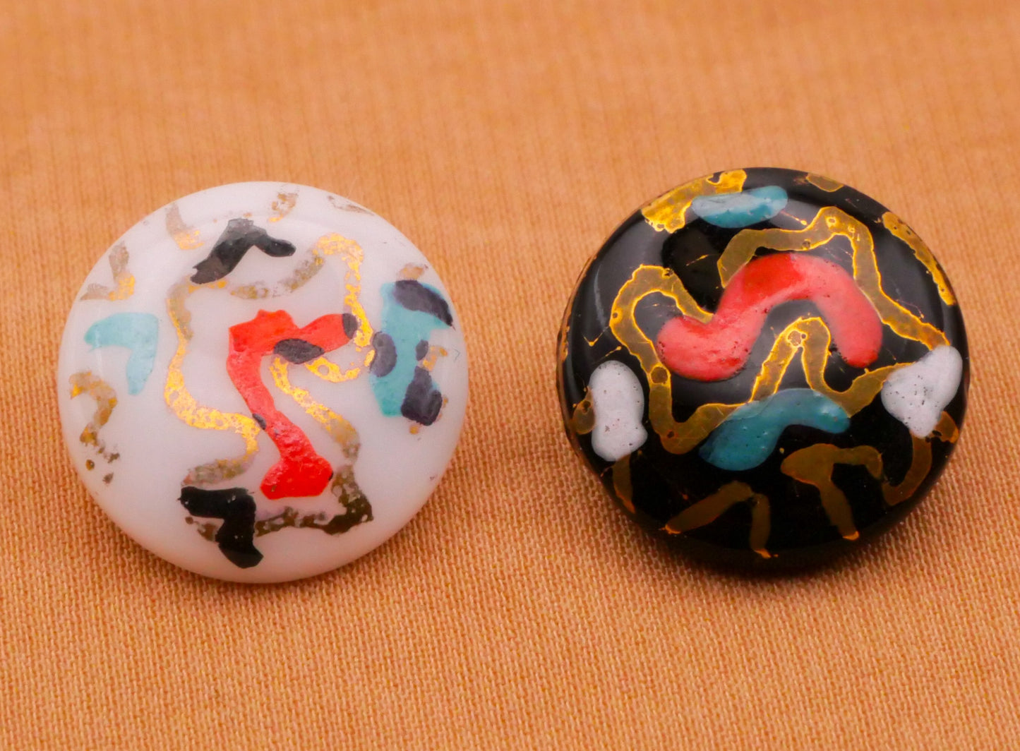 Abstract Hand-Painted Design In Glass Vintage Button Various 13mm