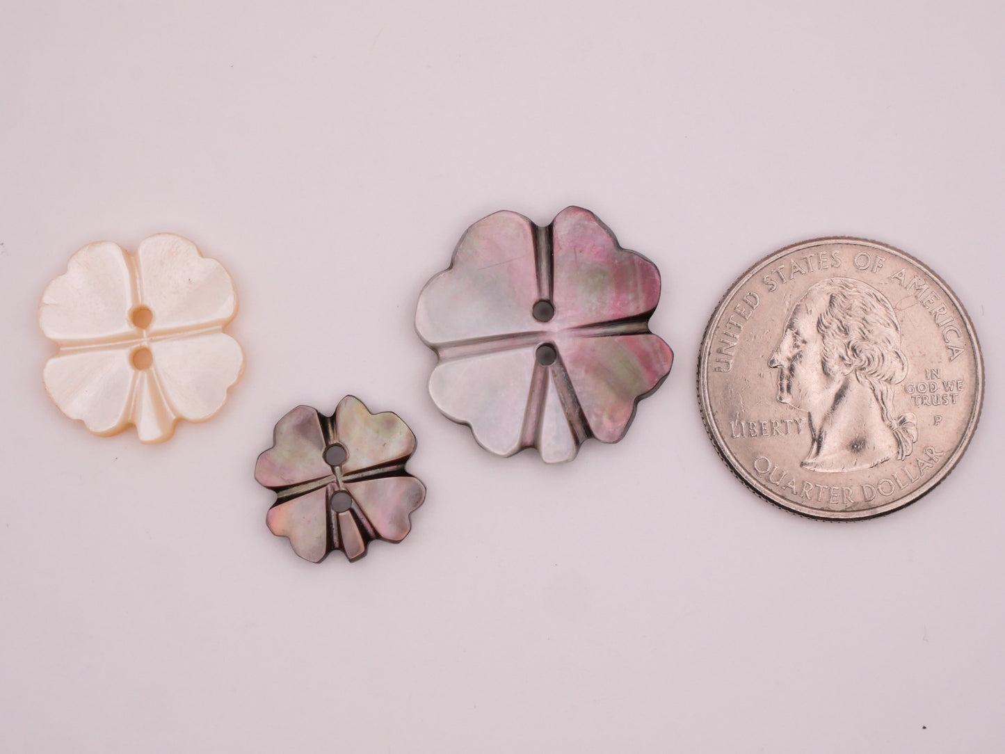 Shamrock Four-Leaf Clover Mother of Pearl Button Various 14-22mm