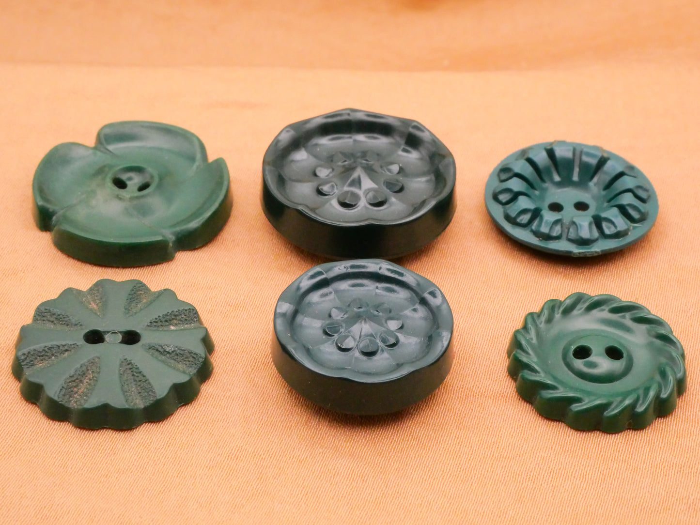 Forest Green Vintage Plastic Button Various 19-23mm