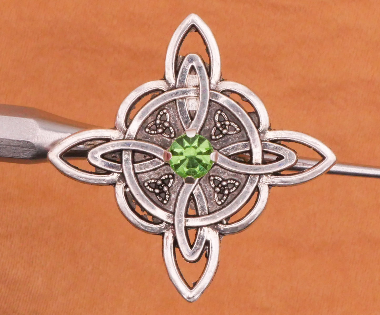 Celtic Knot Green Rhinestone Silver Metal Button 25mm