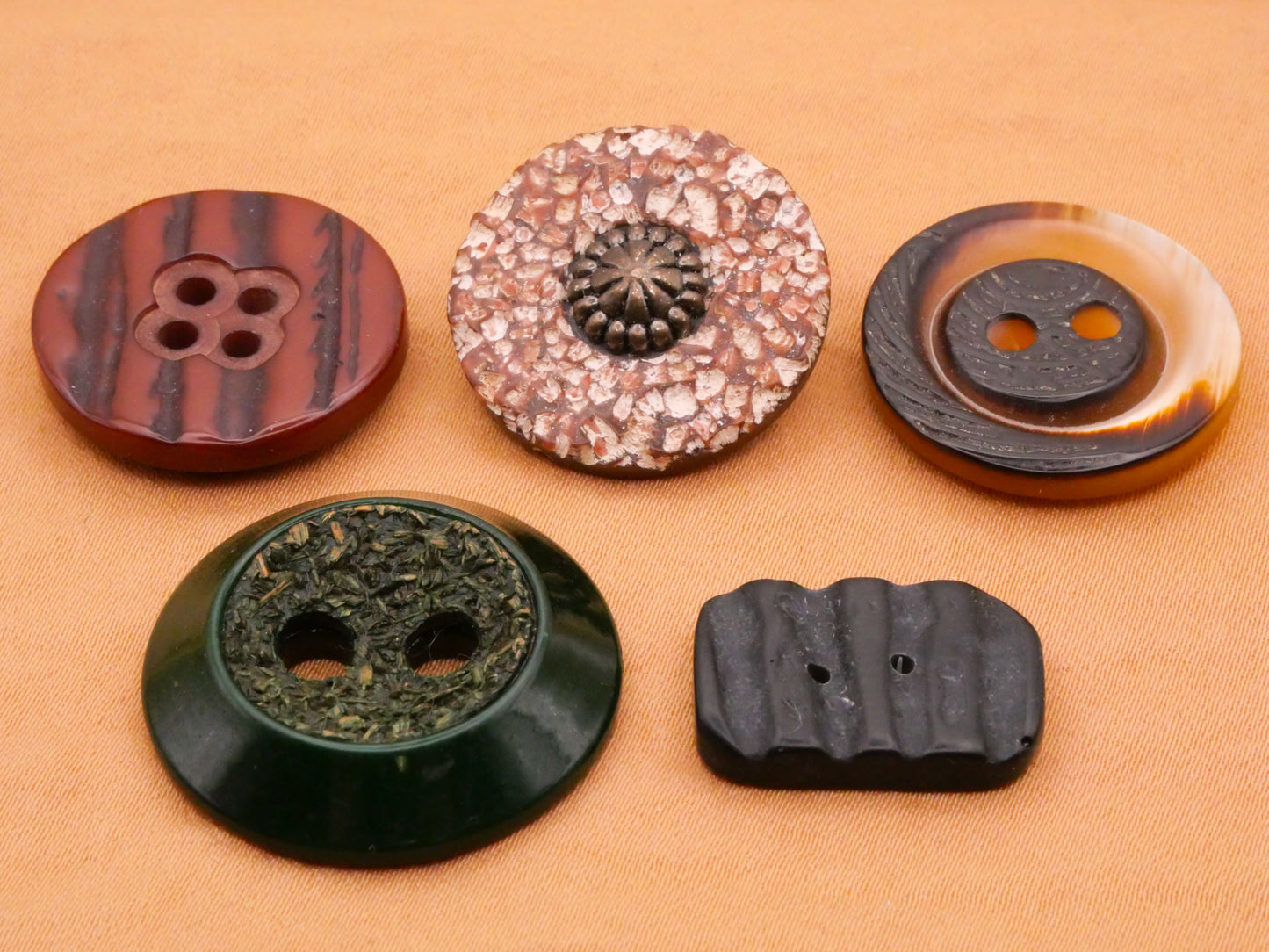 Natural Texture Look Vintage Plastic Button Various 13-27mm