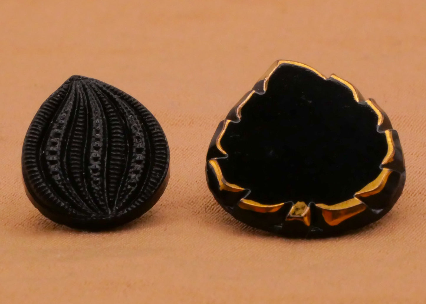 Leaf Feather Vintage Black Glass Button Various 11-18mm