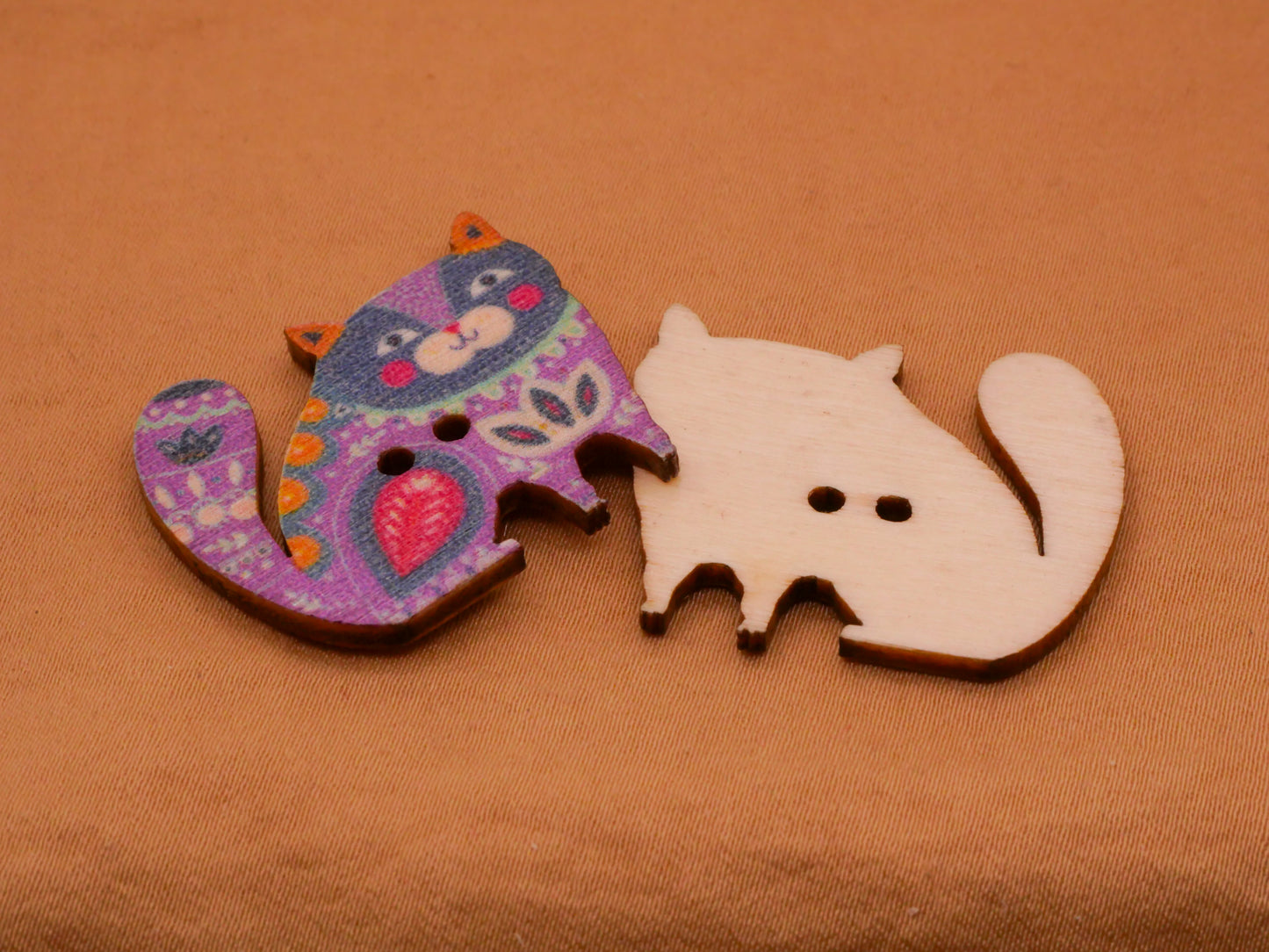Cat Kitty Folk Art Hippie Pattern Wood Set of Ten Buttons 25x29mm
