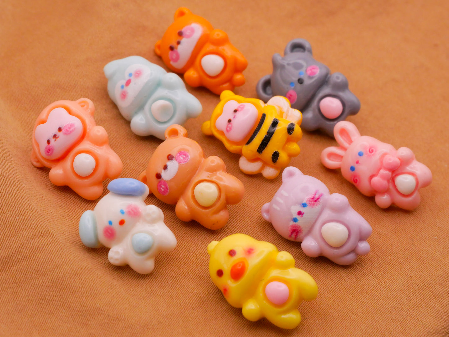 Animal Characters Plastic Assorted Set of Four Buttons 12x19mm