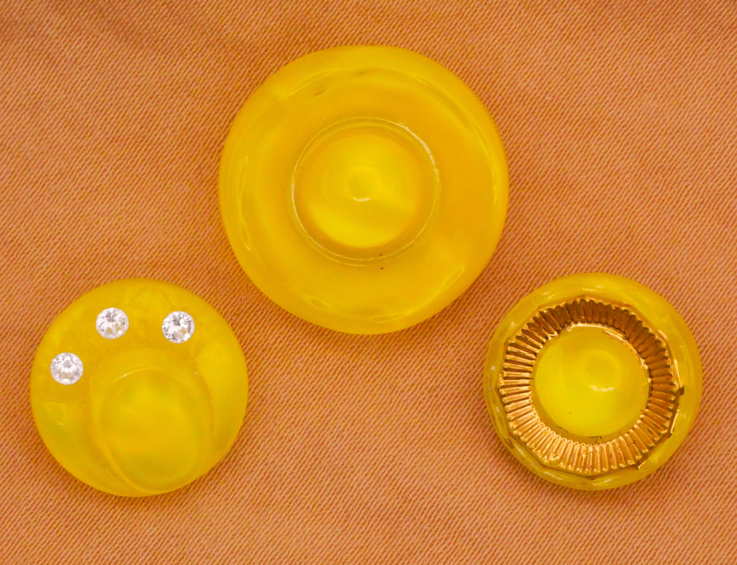 Yellow Moonglow Vintage Glass Button Various 13-18mm