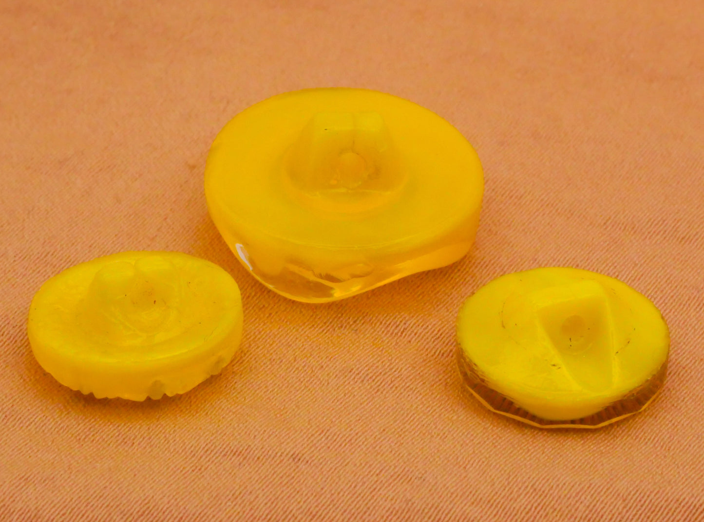 Yellow Moonglow Vintage Glass Button Various 13-18mm