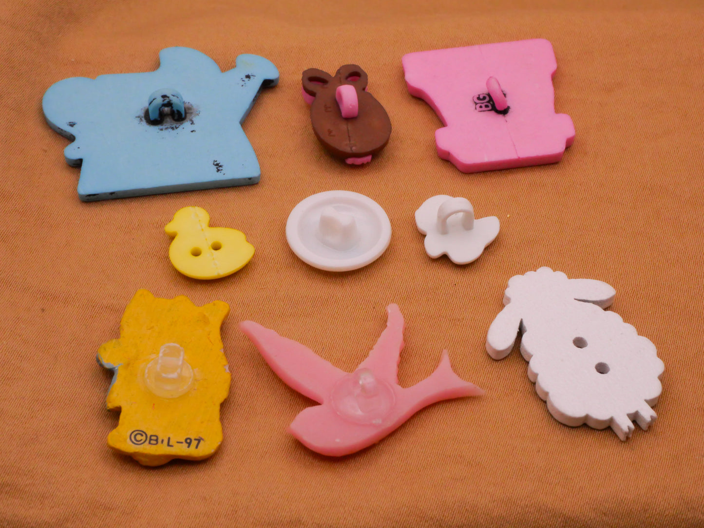 Spring Easter Variety Plastic Button Various 11-34mm