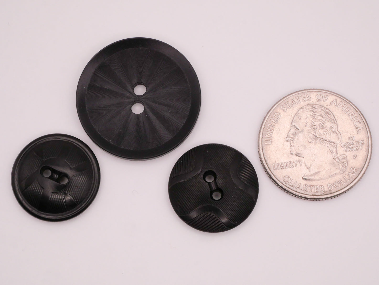 Texture Black Plastic Looks Like Veg Ivory Button Various 19-27mm