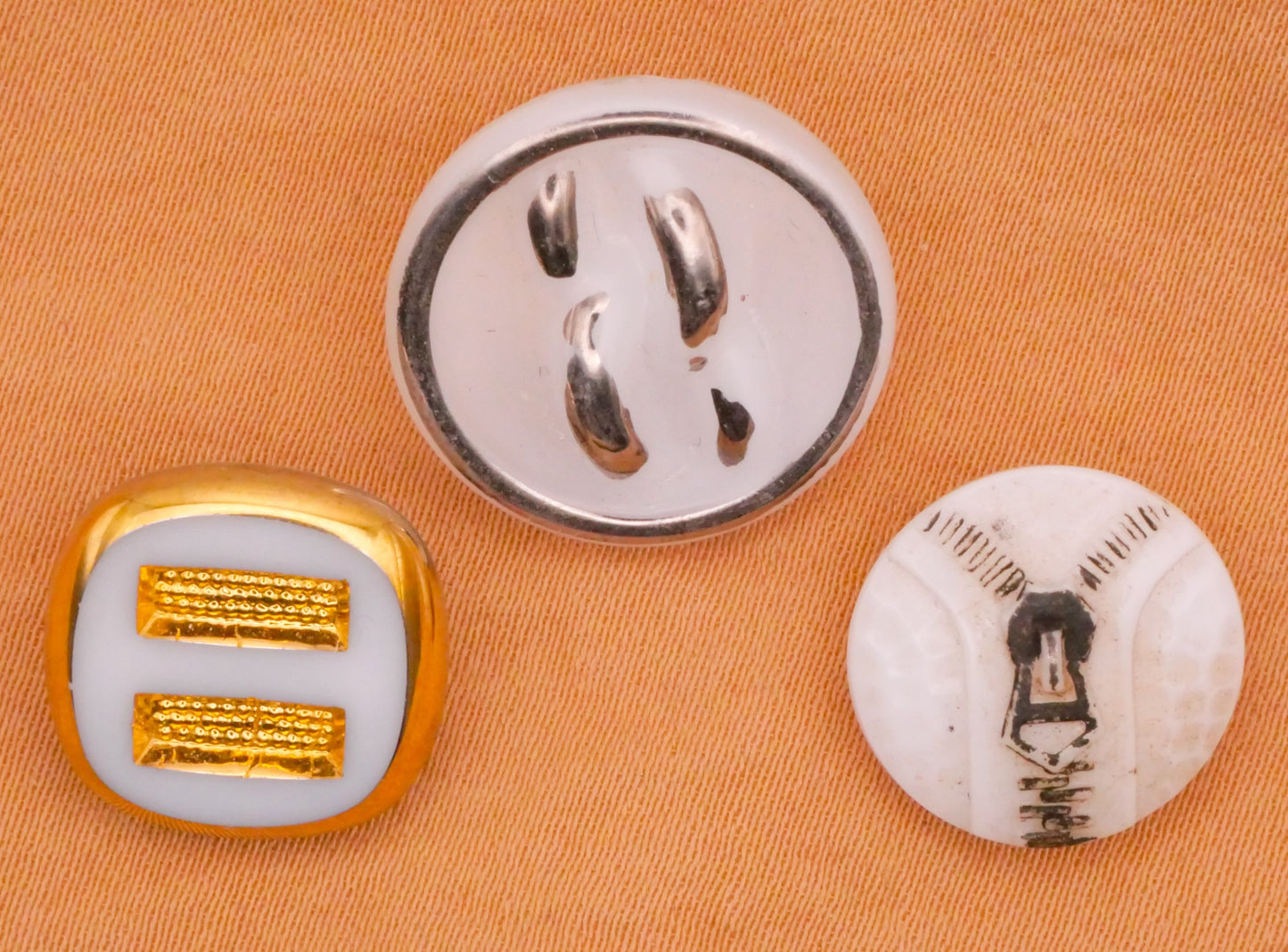 Sewing Fashion Look Vintage White Glass Button Various 14-18mm