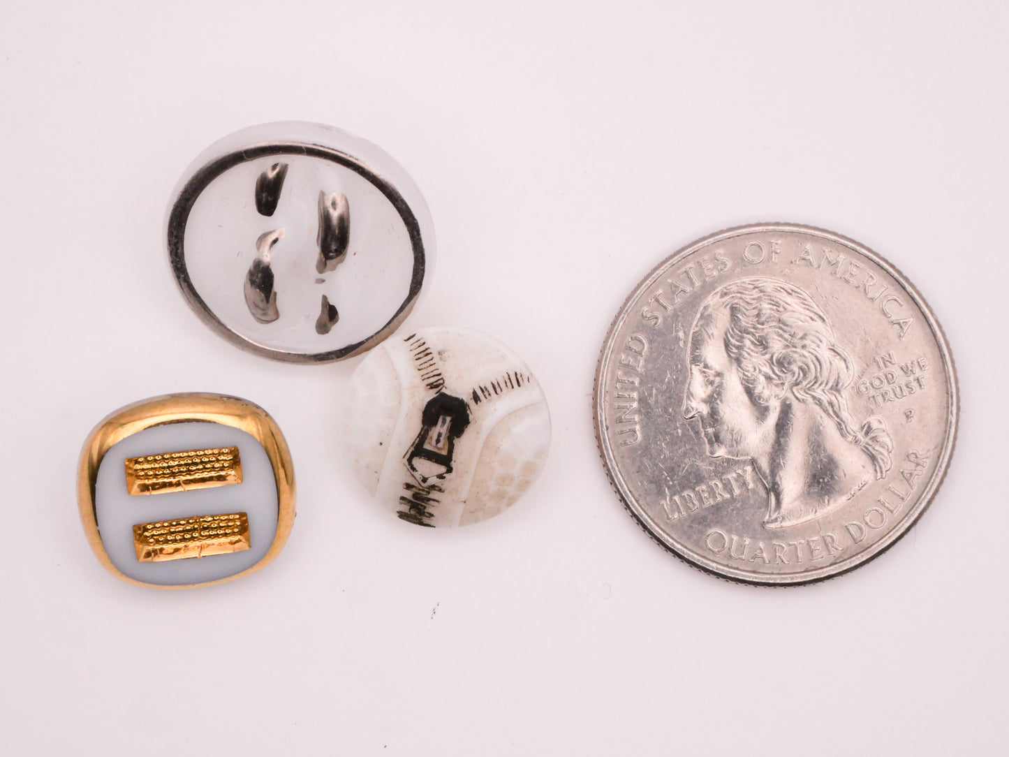 Sewing Fashion Look Vintage White Glass Button Various 14-18mm