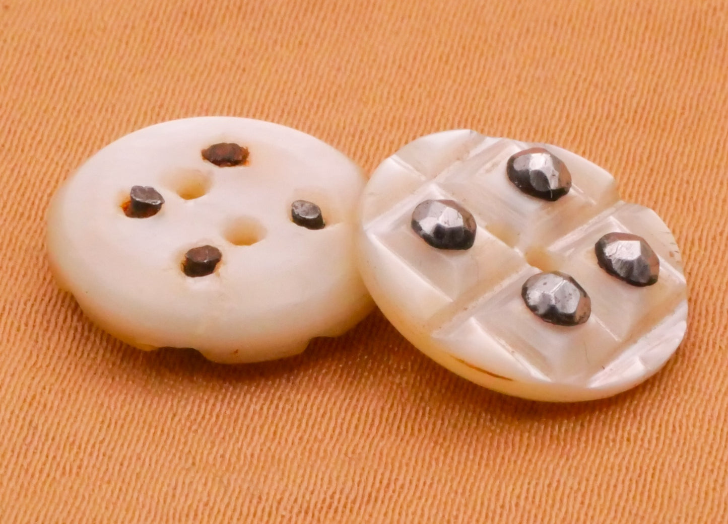 Grid Carved Mother of Pearl Steel Cut Antique Button 13mm