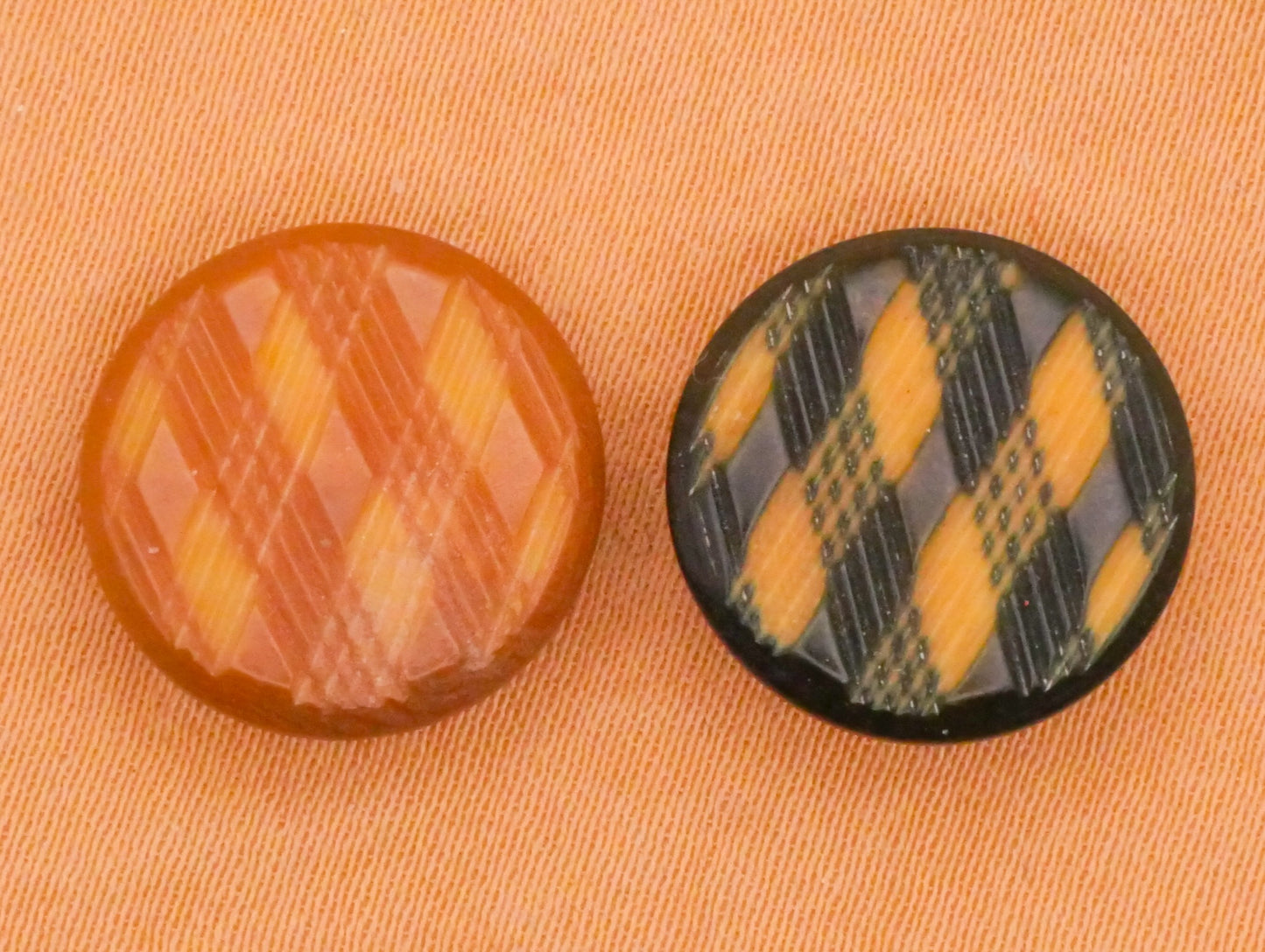 Plaid Weaving Carved Vegetable Ivory Tagua Nut Button Various 14mm