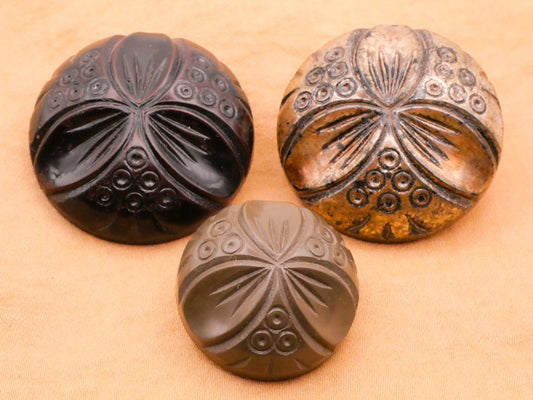 Triad French Early Plastic Button Various 28-38mm