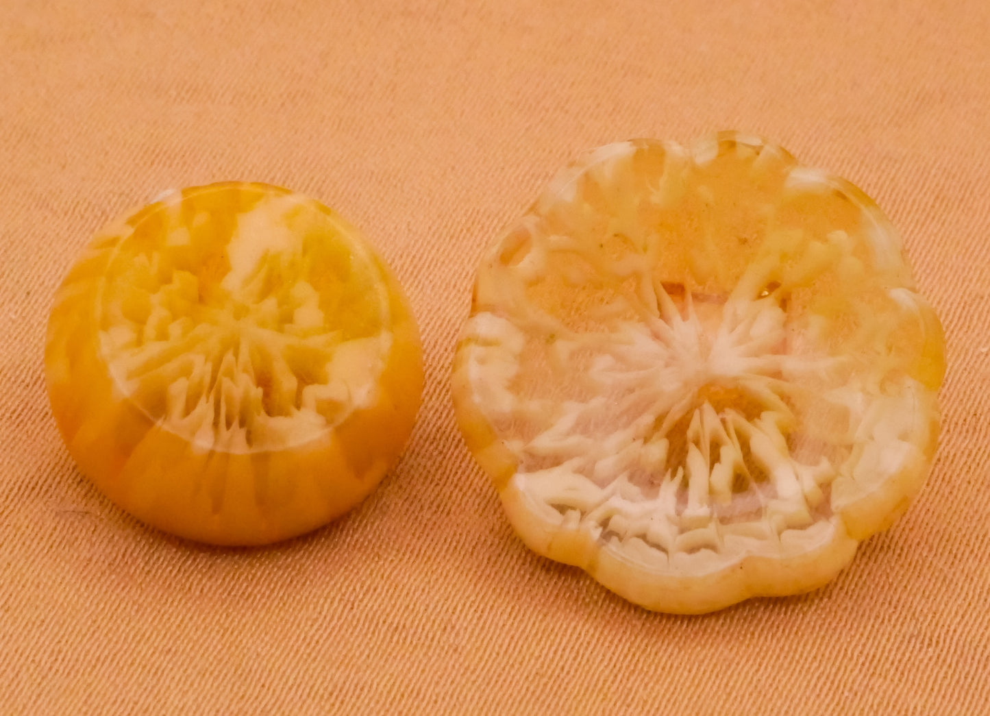 Melted Butter Design in Plastic Vintage Celluloid Button Various 16-20mm
