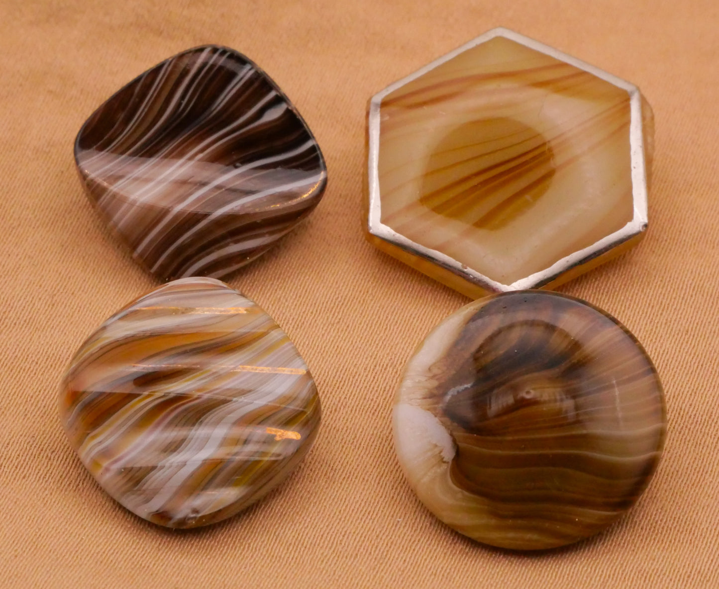 Brown Caramel Dig Dug Design in Glass Vintage Button Various 16-23mm