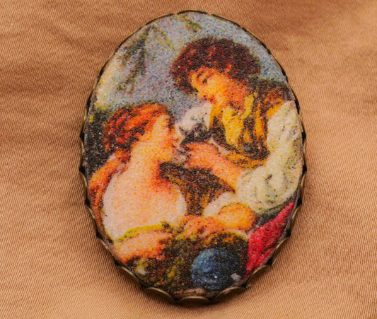 Romantic Couple Large Vintage Plastic Metal Button 31x41mm