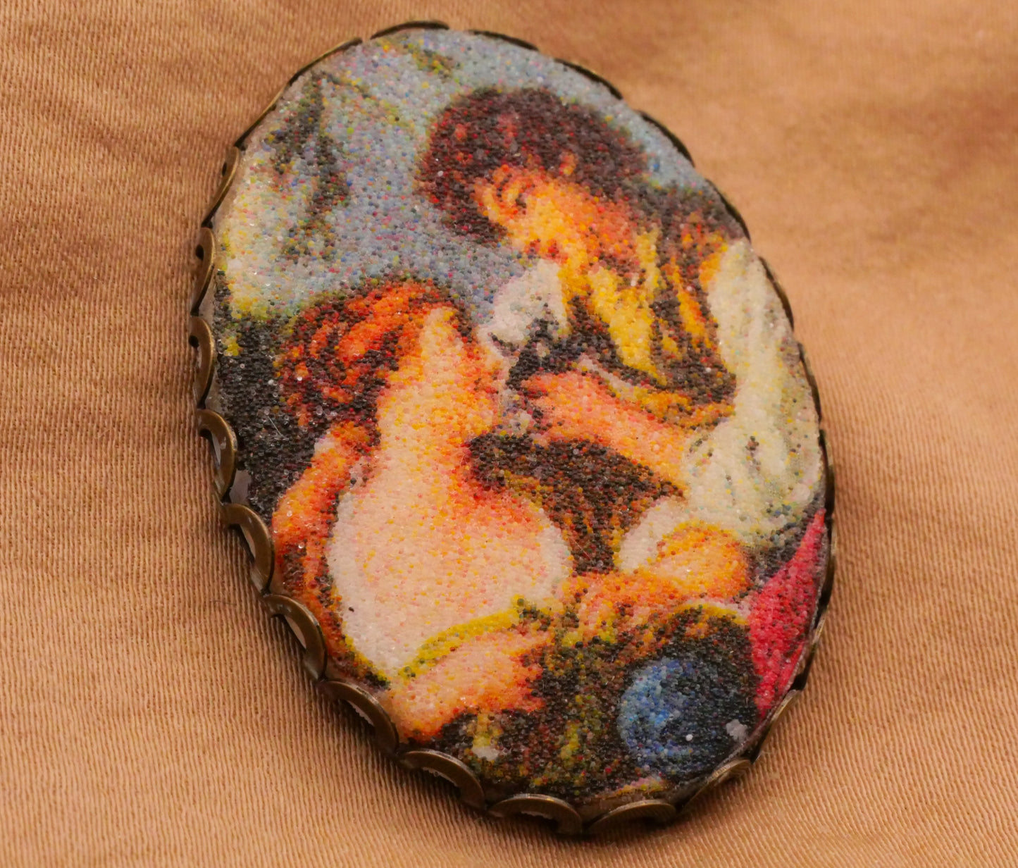 Romantic Couple Large Vintage Plastic Metal Button 31x41mm