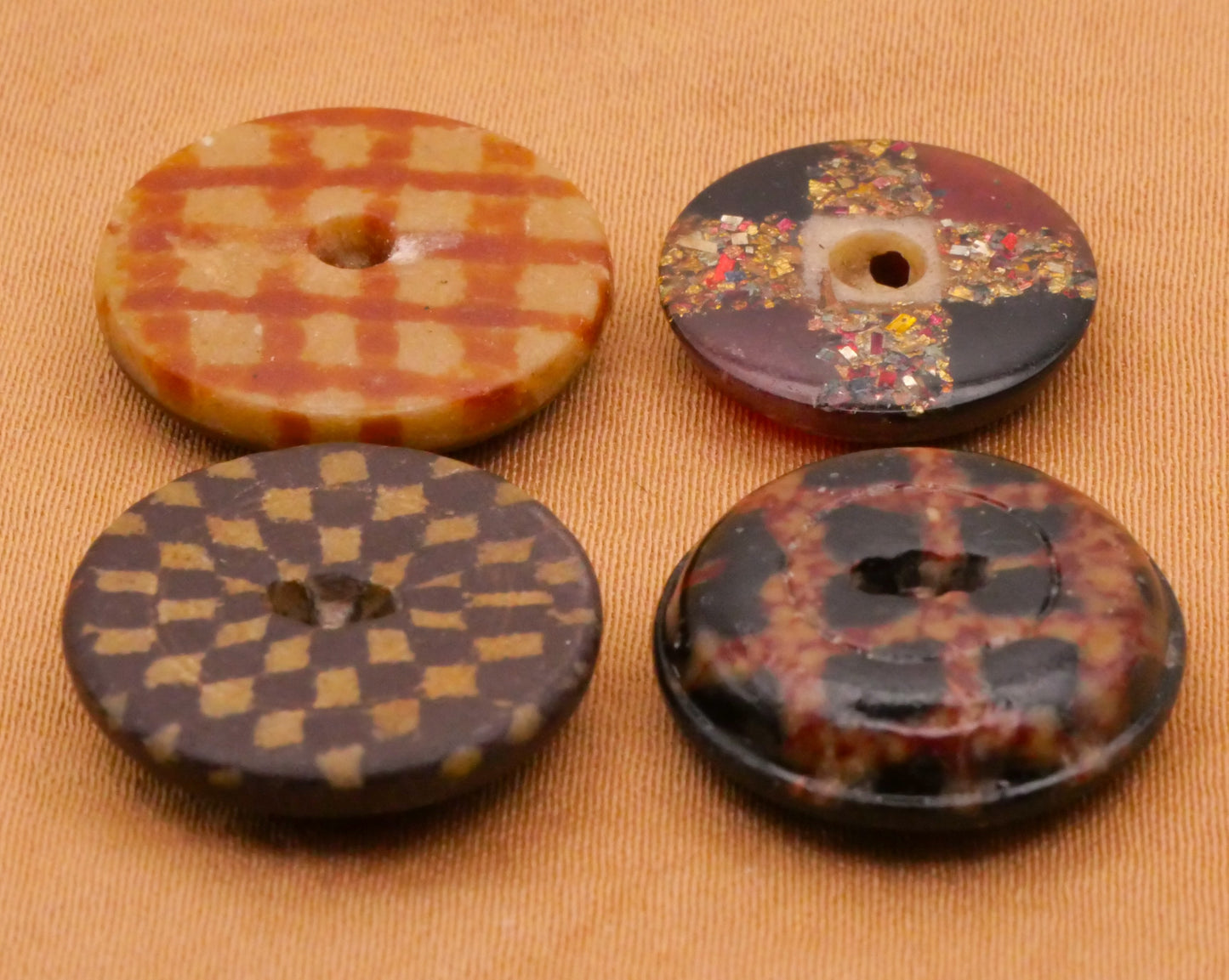 Checkerboard Grid Plaid Antique Composition Button Various 15-18mm