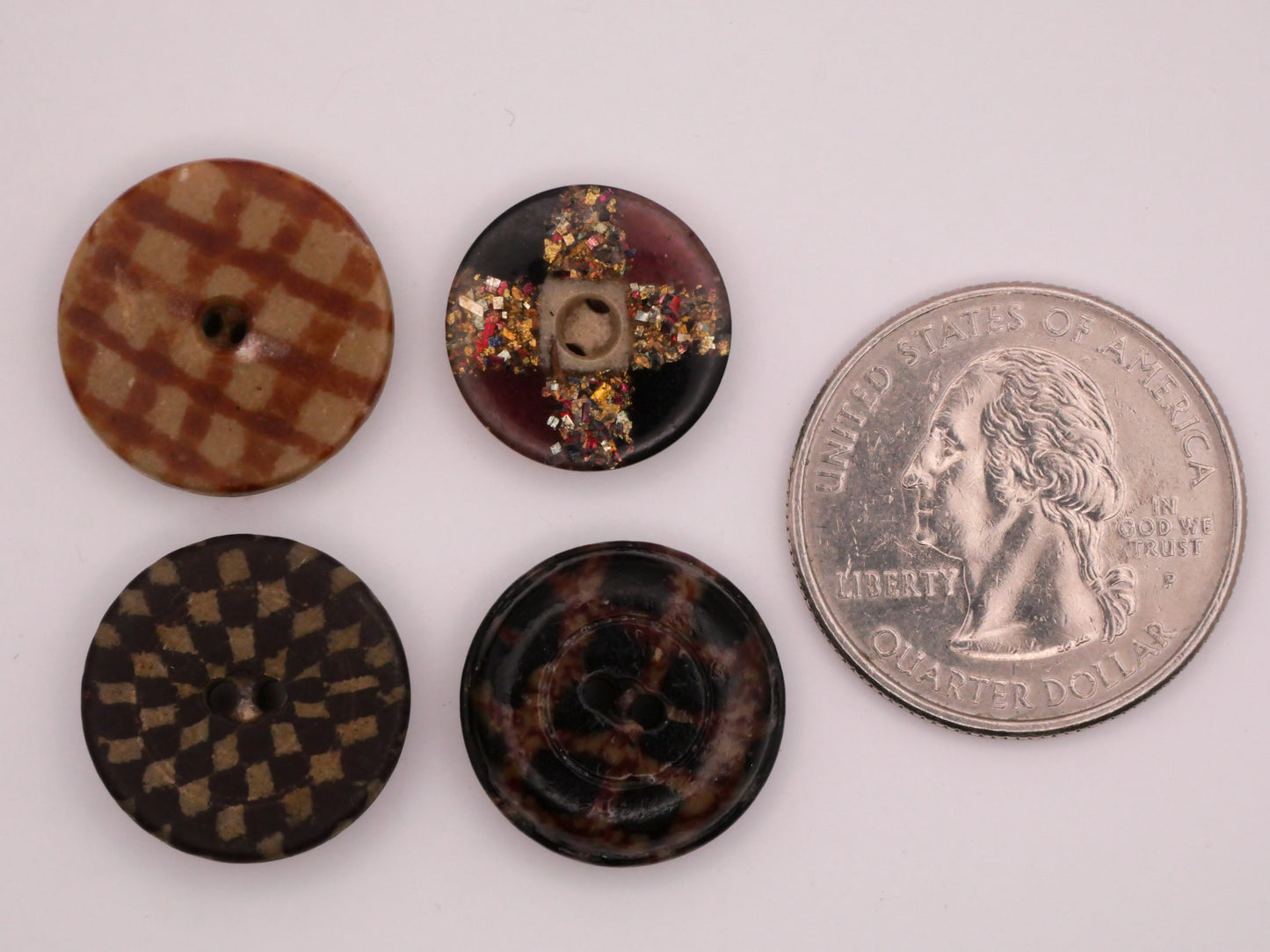 Checkerboard Grid Plaid Antique Composition Button Various 15-18mm