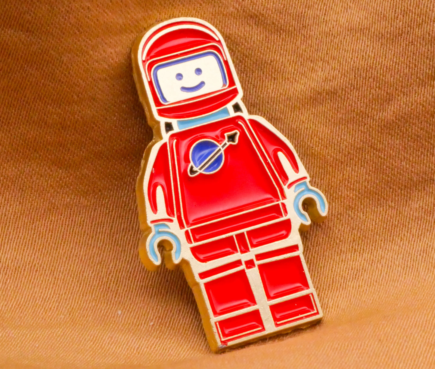 Lego Classic Spaceman Astronaut Enamel Metal Button 18x30mm