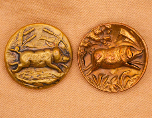 Pig Piggy Running Victorian Picture Button Various 26-27mm