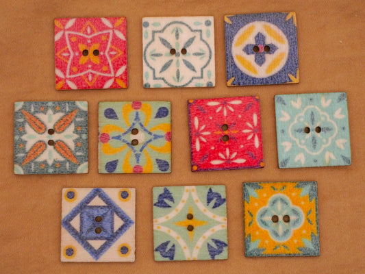 Tile Look Designs Wood Assorted Set of Ten Buttons 20mm