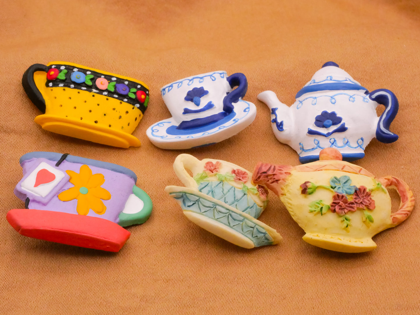Teacup Teapot Hand-Painted Art-Stone Vintage Button Various 14-32mm