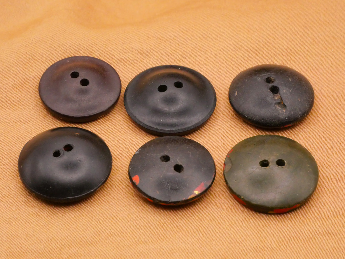 Composition Colorful Fleck Antique Button Various 16-18mm