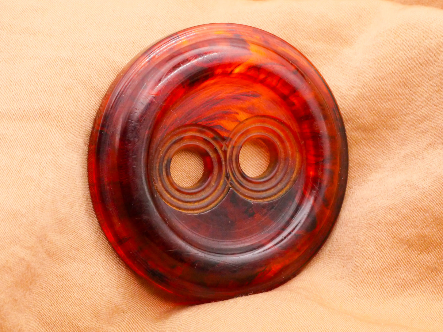 Tortoiseshell Look Vintage Plastic Large Sew-Thru Button Various 49-54mm
