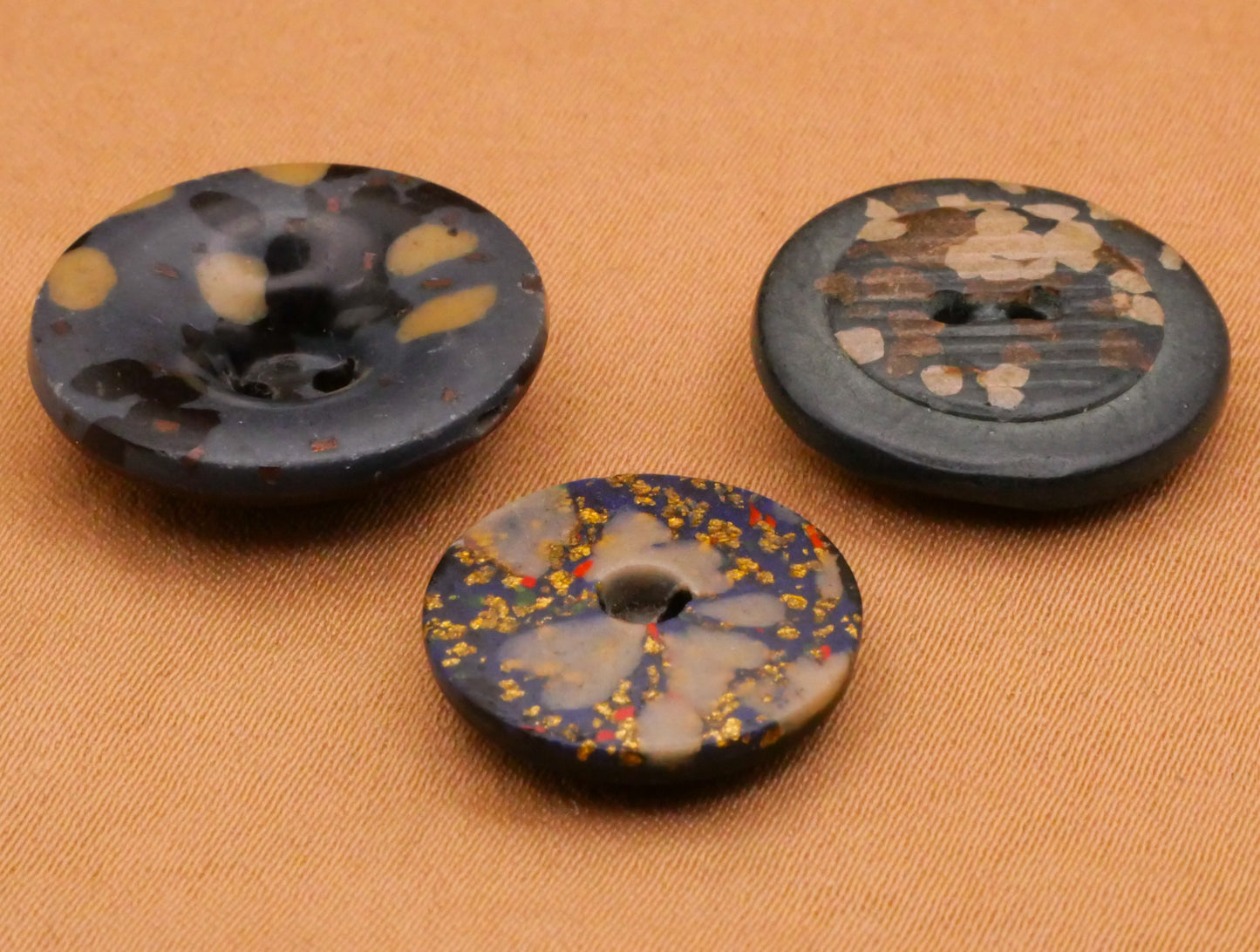 Composition Blue Fleck Antique Button Various 15-19mm