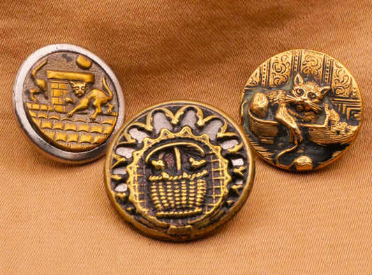 Cat Kitty Mischief Metal Victorian Picture Button Various 16-18mm