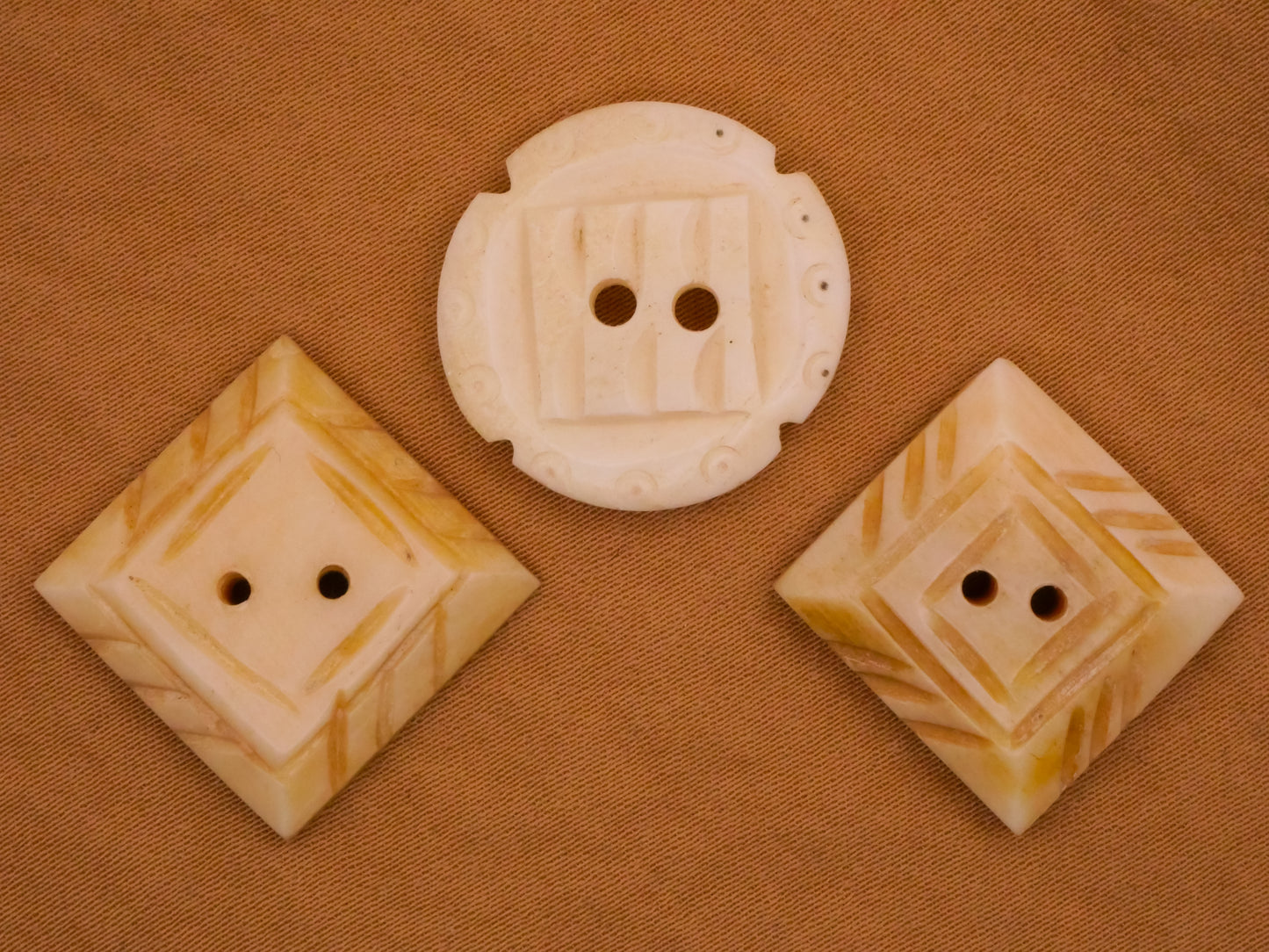 Tribal Design Carved Bone Horn Sew-Thru Button Various 17-21mm