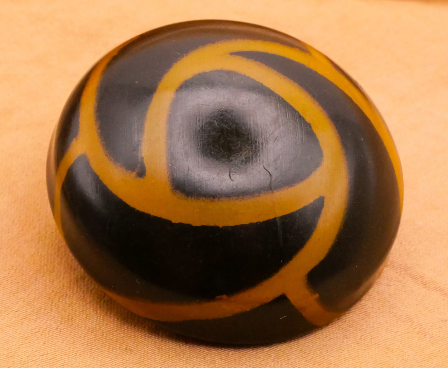 Swirl Horn Design Black Gold Celluloid Plastic Bubble Large Button 38mm