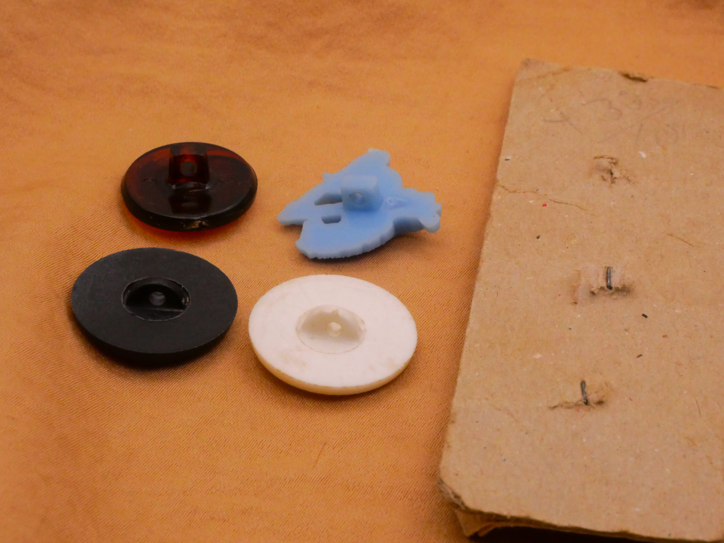 Horse Cowboy Theme Plastic Button Various 17-19mm